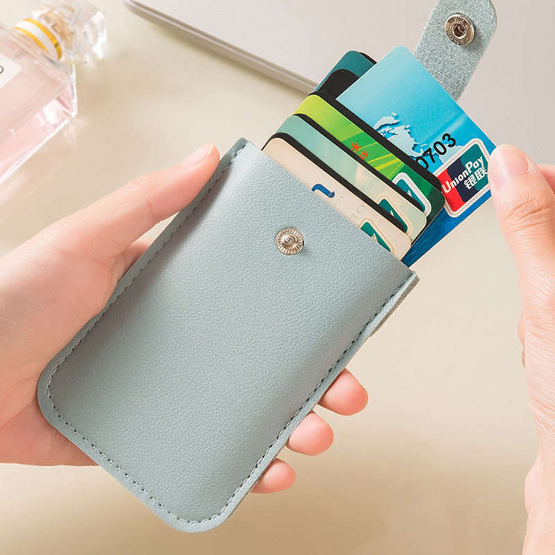 Pull-out Design Card Holder Slim Leather Storage Credit Card Wallet